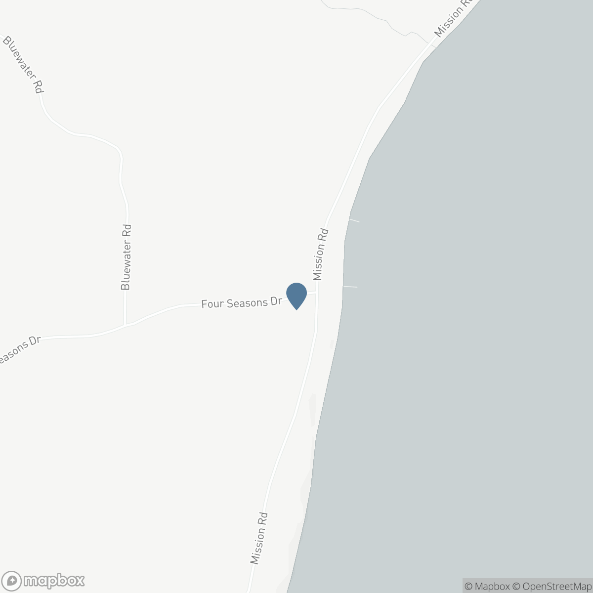 1422 Four Seasons Drive, North Algoma, Ontario P0S 1E0